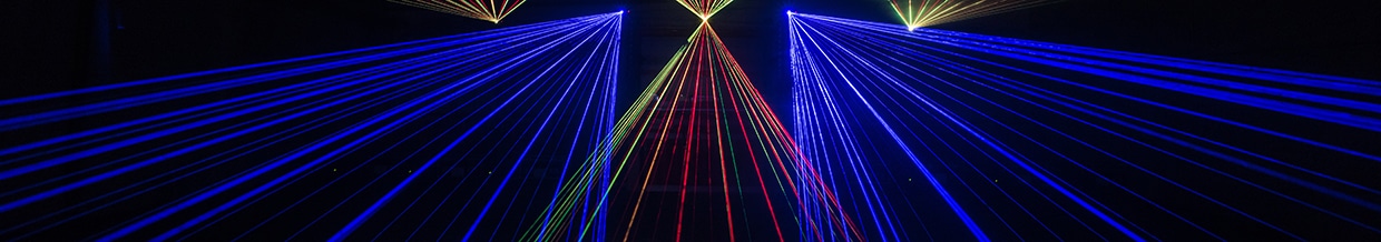 nico europe hoffest 2017 lasershow blaue laserstrahlen